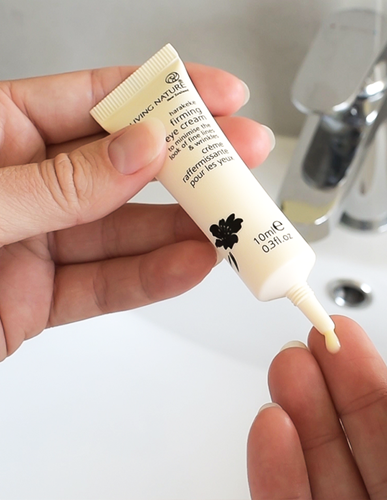 Bild von Living Nature - Straffende Augencreme - 10 ml