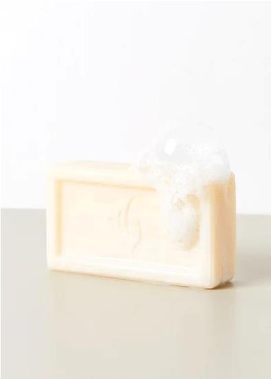 Bild von UND Gretel - VEST - Belebendes Shampoo für sanfte Haarwäsche - 100 g