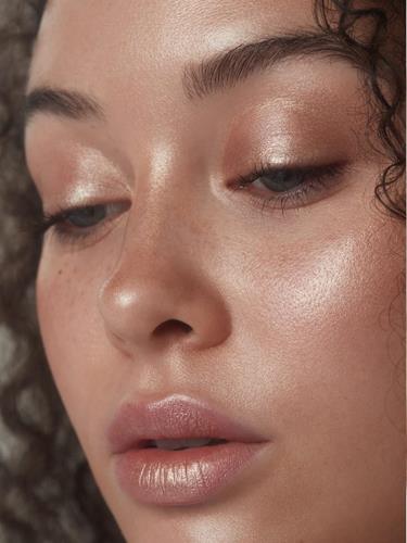 Bild von UND GRETEL - VLITTER - Serum-Highlighter - Warm Sun 02 - 30 ml