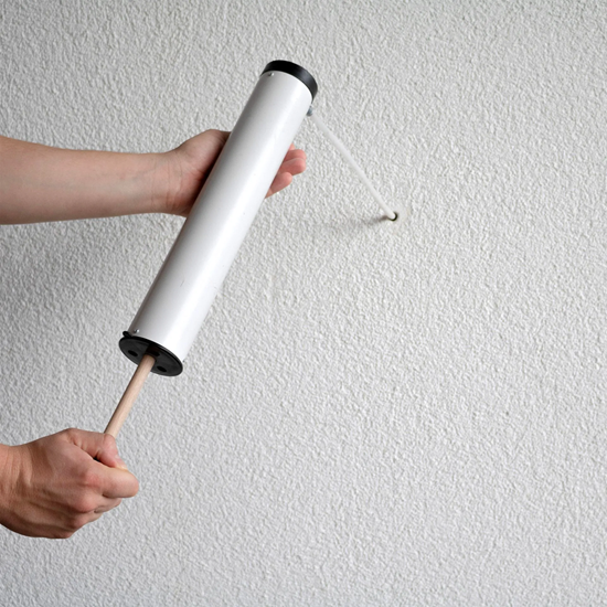 Bild von TOX Ausbläser Taifun 750 ml, ergonomischer Bohrlochausbläser für sichere Befestigungen ohne Bohrstaub in allen Baustoffen, um 360° flexibel drehbarer Schlauch, 1 Stück im Beutel, 084600801